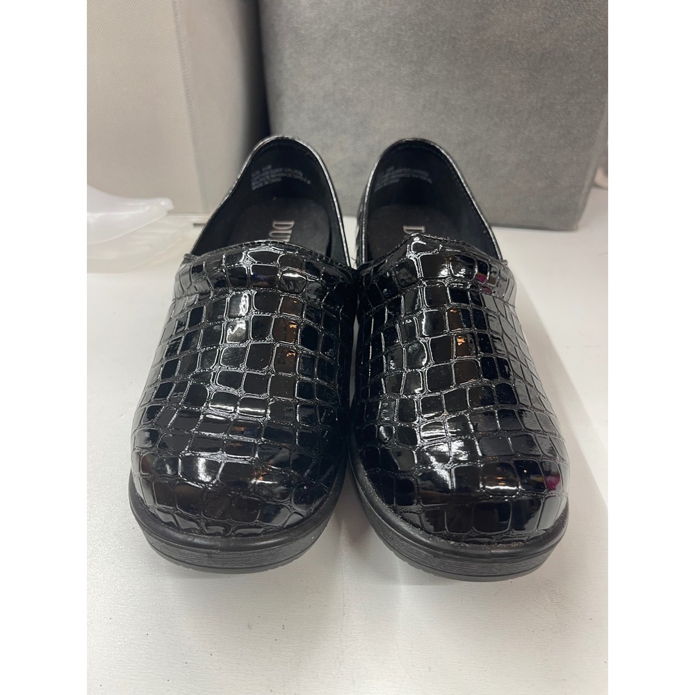 Dunes Womens Black Patent Croc Embossed Slip Resistant Clogs Shoes Size 8.5W